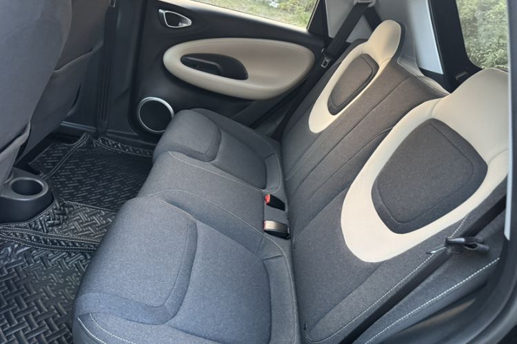 Used Wuling Bingo 2023 203km Light Edition Interior 1