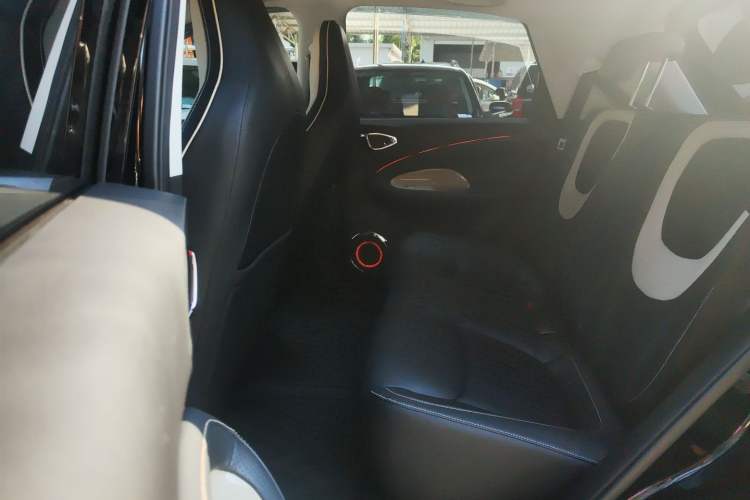 Used Wuling Bingo 2023 333 km Enjoyment Version Interior 1