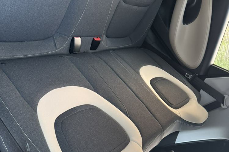 Used Wuling Bingo 2023 203km Light Edition Interior 11