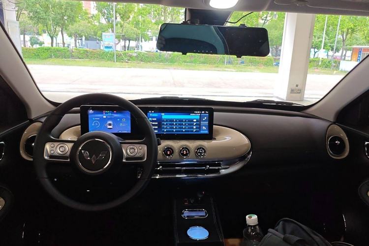 Used Wuling Bingo 2023 333 km Enjoyment Version Interior 2