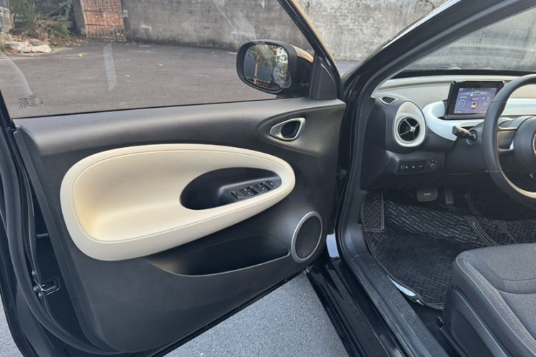 Used Wuling Bingo 2023 203km Light Edition Interior 4