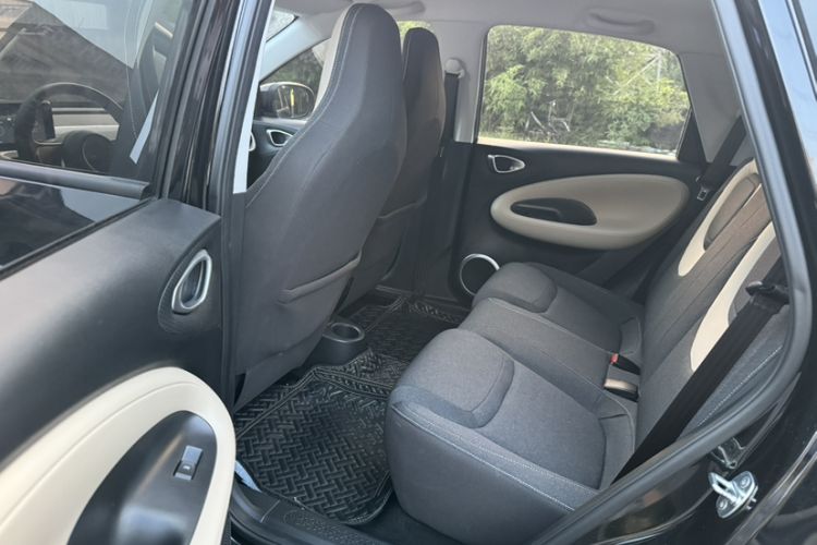 Used Wuling Bingo 2023 203km Light Edition Interior 7
