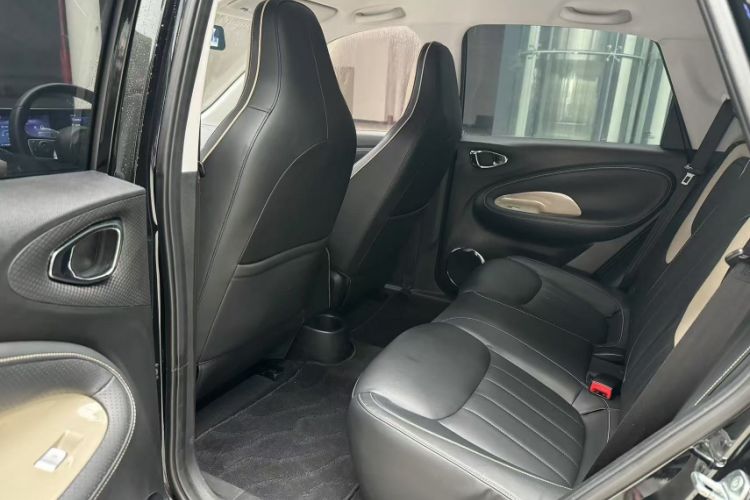 Used Wuling Bingo 2023 333 km Enjoyment Version Interior 8