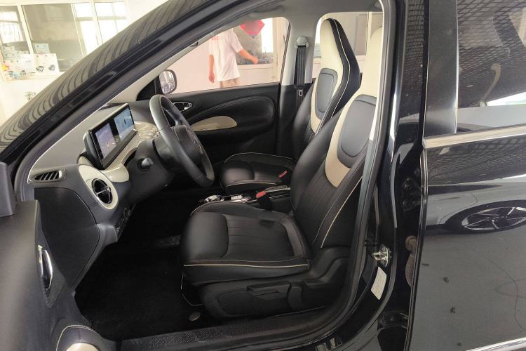 Used Wuling Bingo 2023 333 km Enjoyment Version Left Front Seat