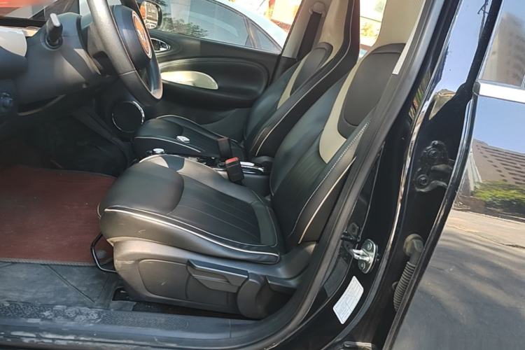 Used Wuling Bingo 2023 333 km Enjoyment Version Left Front Seat