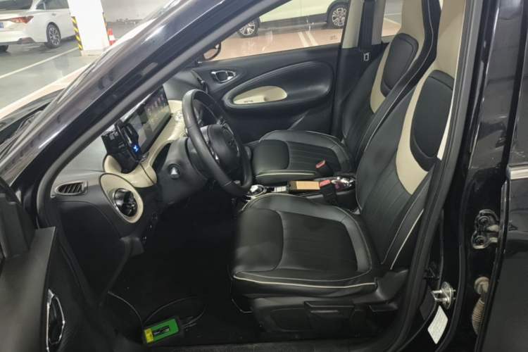 Used Wuling Bingo 2023 333 km Enjoyment Version Left Front Seat