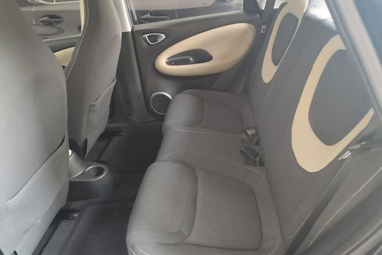 Used Wuling Bingo 2023 203km Light Edition Left Rear Seat