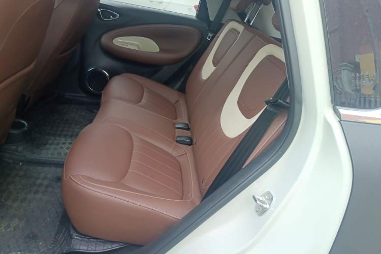 Used Wuling Bingo 2023 333km Enjoy+ Version Left Rear Seat