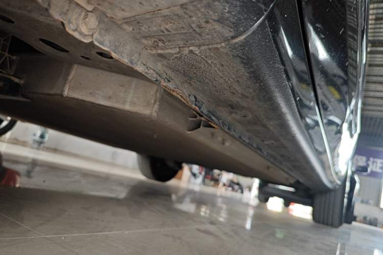 Used Wuling Bingo 2023 333 km Lingxi Connected Version Left Side Sill