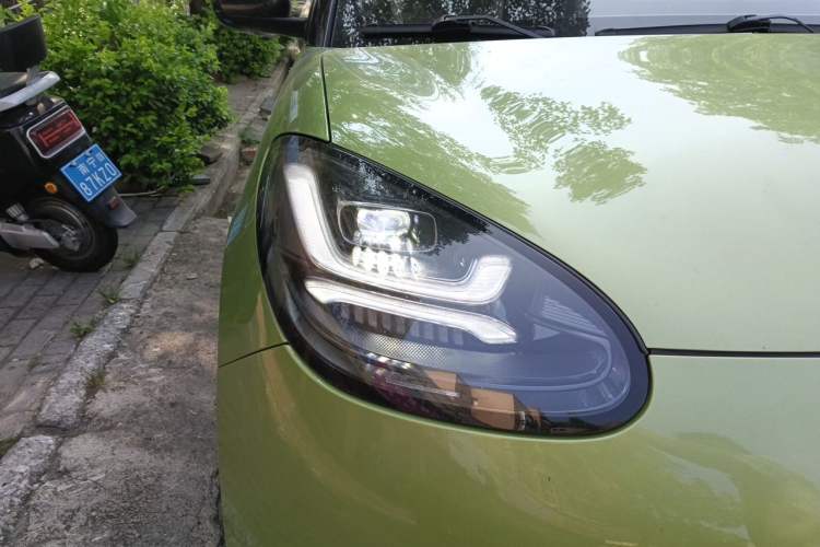 Used Wuling Bingo 2023 333 km Enjoyment Version Right Front Headlight