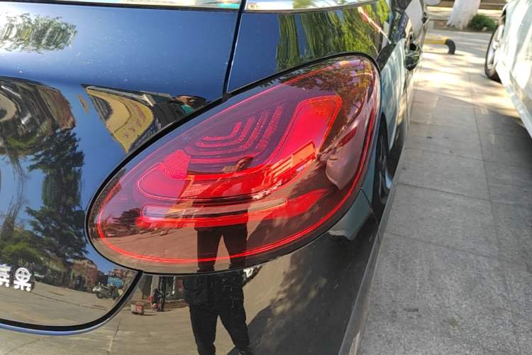 Used Wuling Bingo 2023 333 km Enjoyment Version Right Rear Taillight