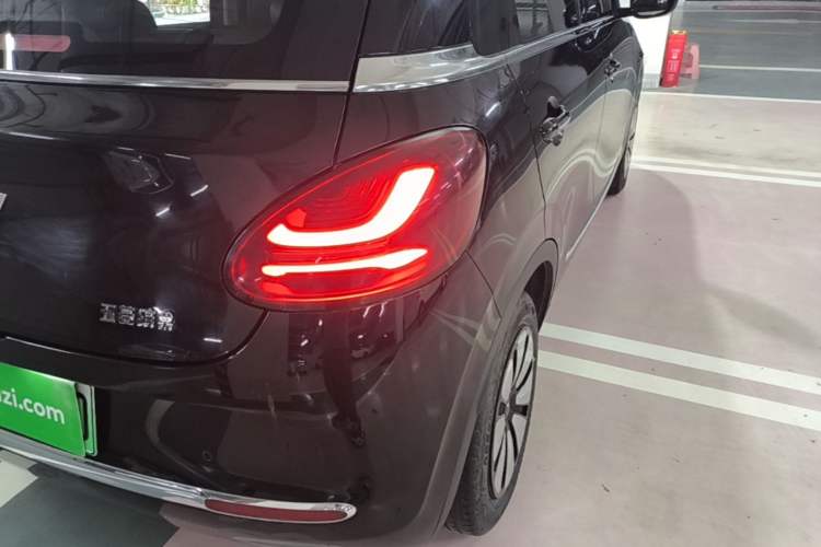 Used Wuling Bingo 2023 333 km Enjoyment Version Right Rear Taillight
