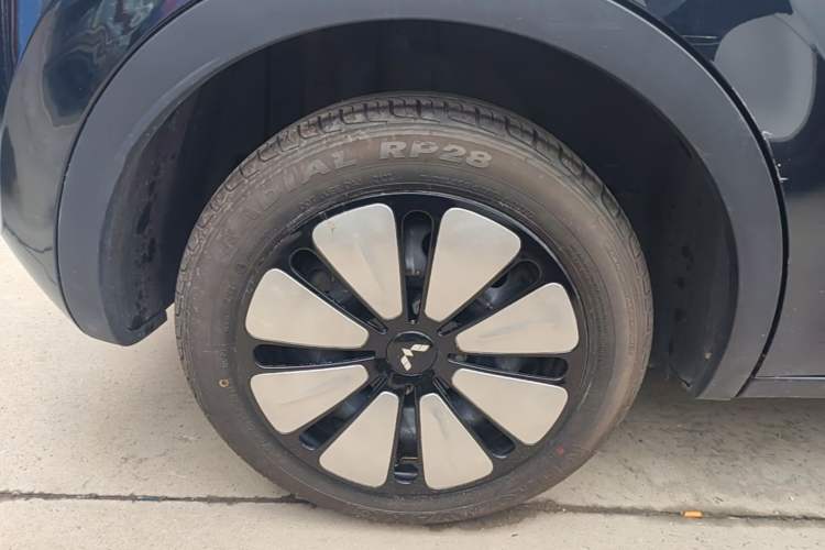 Used Wuling Bingo 2023 333 km Enjoyment Version Right Rear Wheel Hub