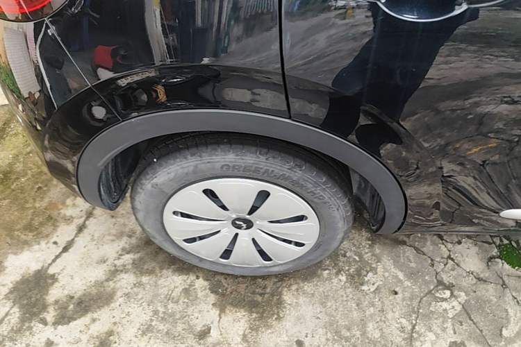 Used Wuling Bingo 2023 203km Light Edition Right Rear Wheel Hub