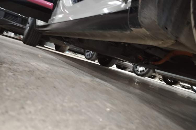 Used Wuling Bingo 2023 203km Comfort Edition Right Side Sill