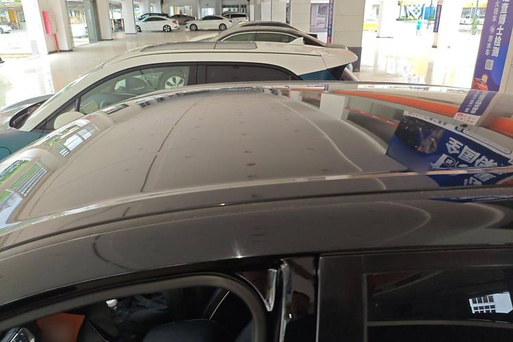 Used Wuling Bingo 2023 333 km Enjoyment Version Roof