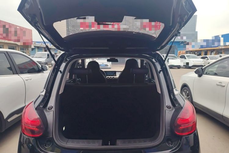 Used Wuling Bingo 2023 333 km Enjoyment Version Trunk