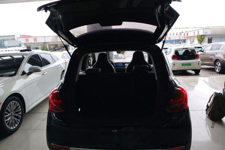 Used Wuling Bingo 2023 333 km Enjoyment Version Trunk