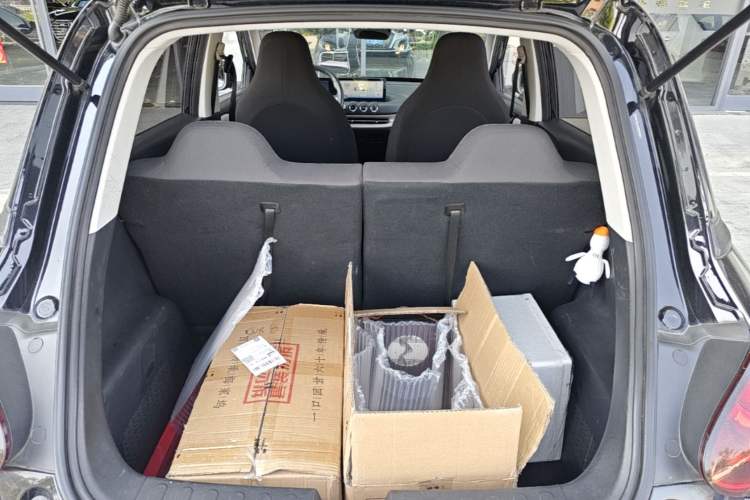 Used Wuling Bingo 2023 333 km Fast-Share Version Trunk