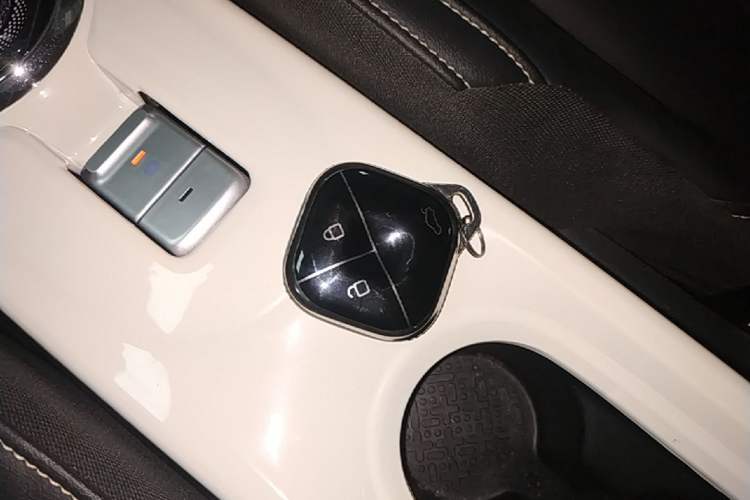 Used Wuling Bingo 2023 333 km Enjoyment Version Vehicle Key