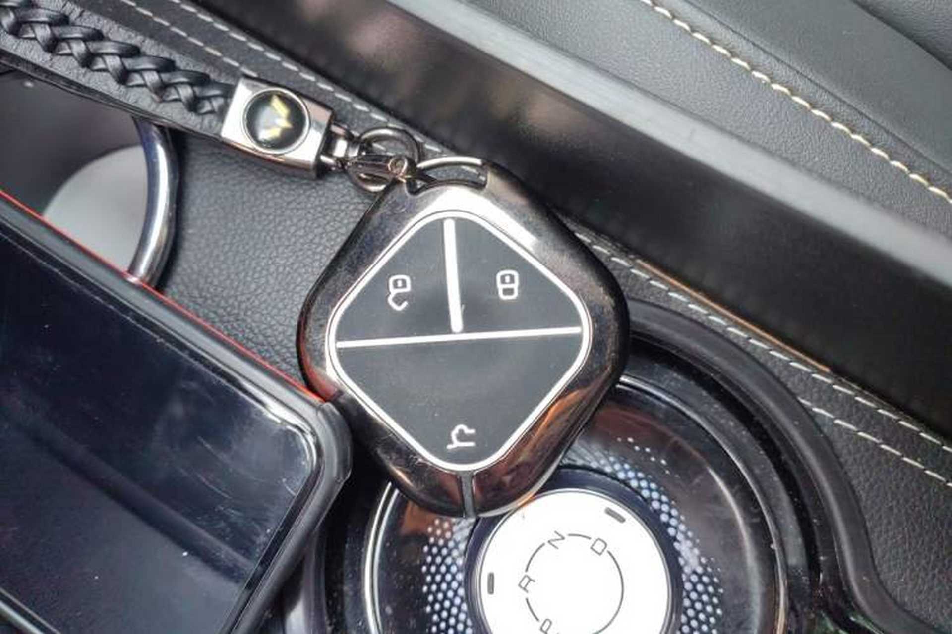 Used Wuling Bingo 2023 333 km Lingxi Connected Version Vehicle Key