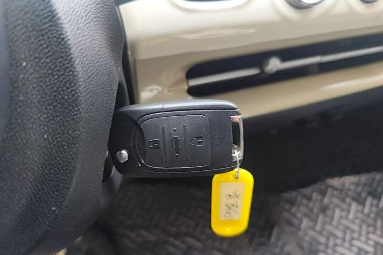 Used Wuling Bingo 2023 203km Light Edition Vehicle Key