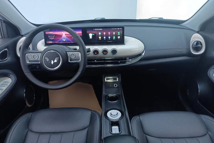 Used Wuling Bingo 2023 333 km Lingxi Connected+ Version Center Console