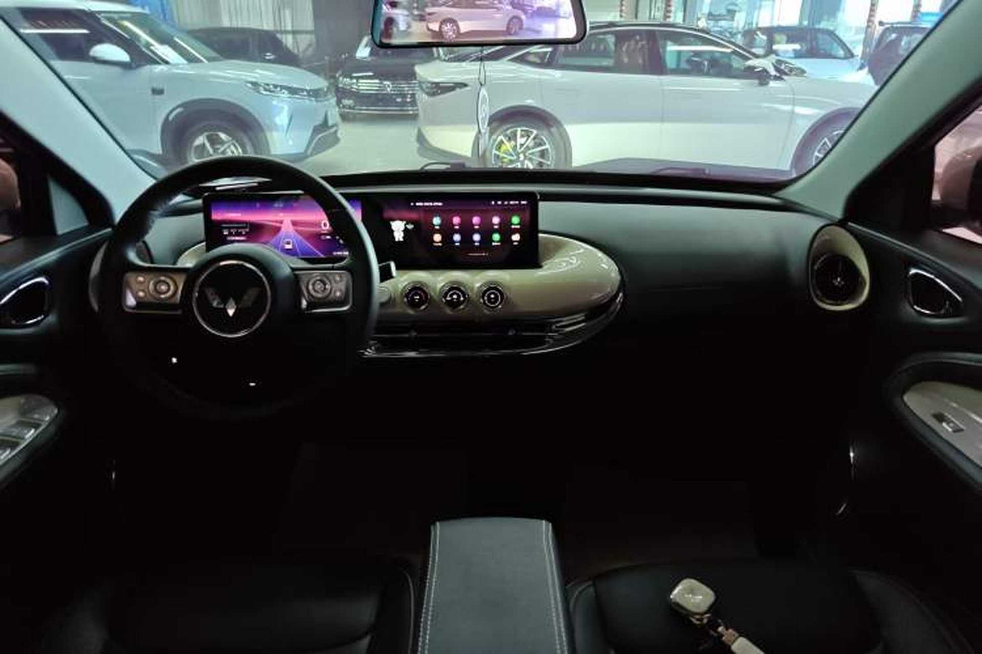 Used Wuling Bingo 2023 410 km Lingxi Deluxe Edition Center Console