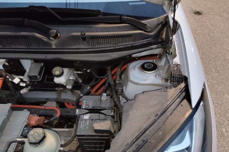 Used Wuling Bingo 2023 410 km Lingxi Deluxe Edition Engine Bay Left