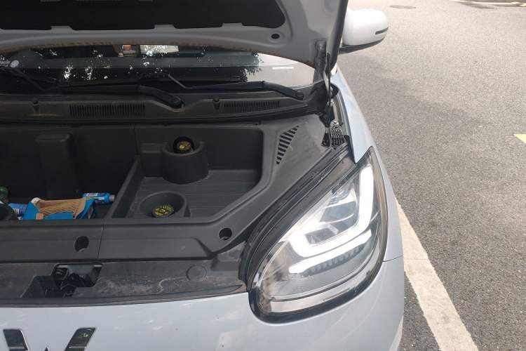 Used Wuling Bingo 2023 410 km Lingxi Deluxe Edition Engine Bay Left