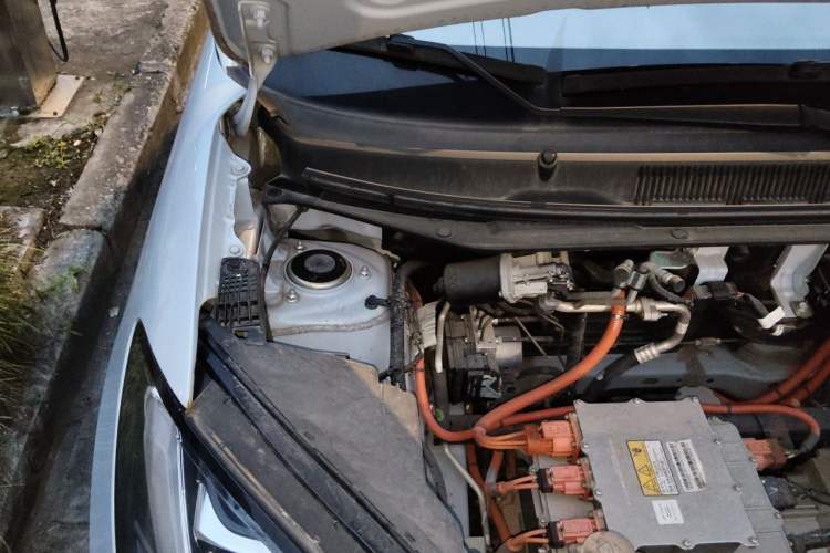 Used Wuling Bingo 2023 410 km Lingxi Deluxe Edition Engine Bay Right