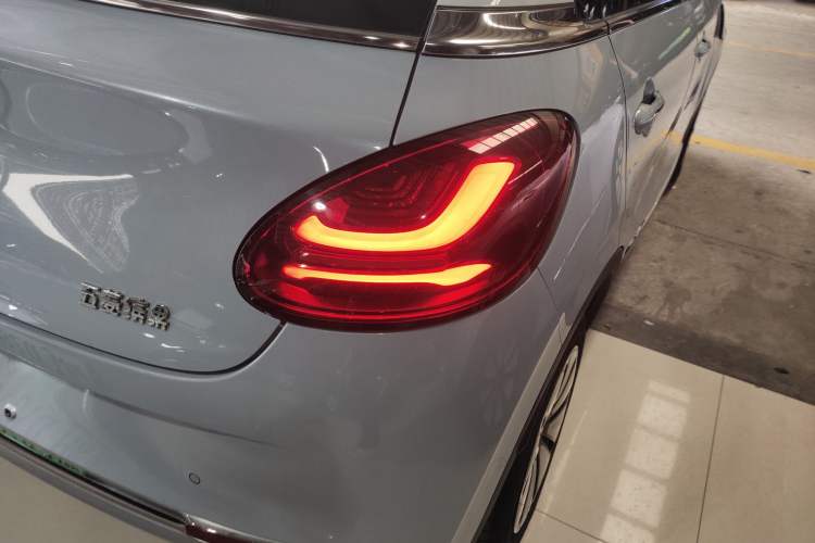 Used Wuling Bingo 2023 410 km Lingxi Deluxe Edition Exterior 3