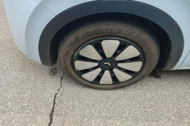 Used Wuling Bingo 2023 333 km Lingxi Connected+ Version Exterior 4