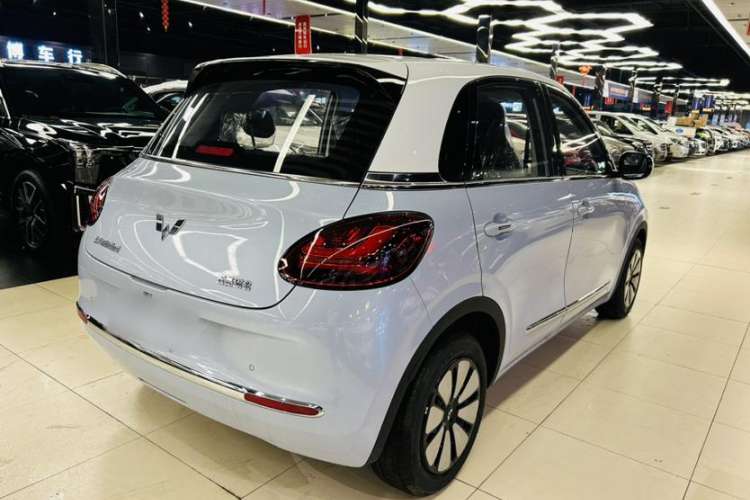 Used Wuling Bingo 2023 410 km Lingxi Deluxe Edition Exterior 5