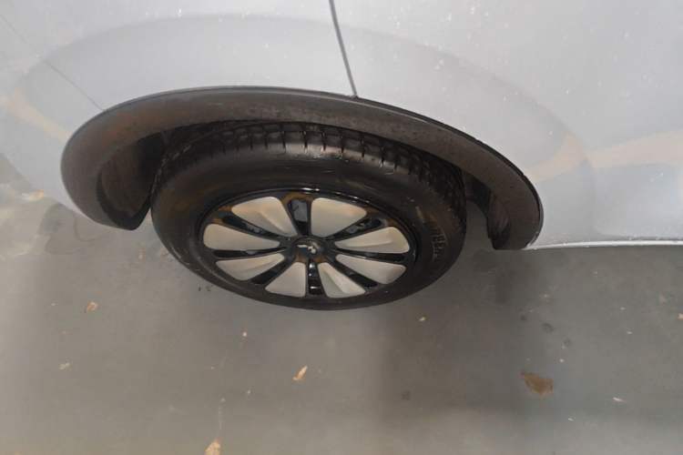 Used Wuling Bingo 2023 410 km Lingxi Deluxe Edition Exterior 5