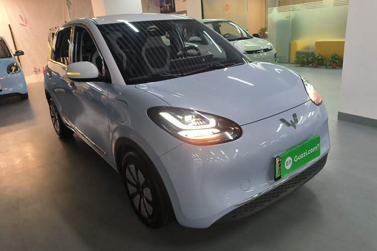 Used Wuling Bingo 2023 410 km Lingxi Deluxe Edition Front Right 45 Deg