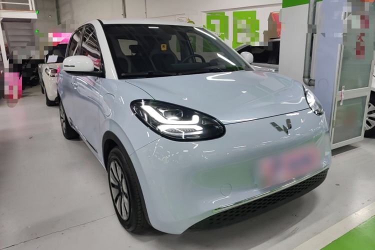 Used Wuling Bingo 2023 410 km Lingxi Deluxe Edition Front Right 45 Deg