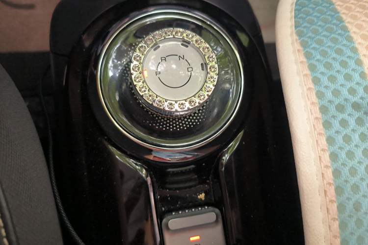Used Wuling Bingo 2023 410 km Lingxi Deluxe Edition Gear Lever