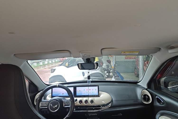 Used Wuling Bingo 2023 410 km Lingxi Deluxe Edition Headliner