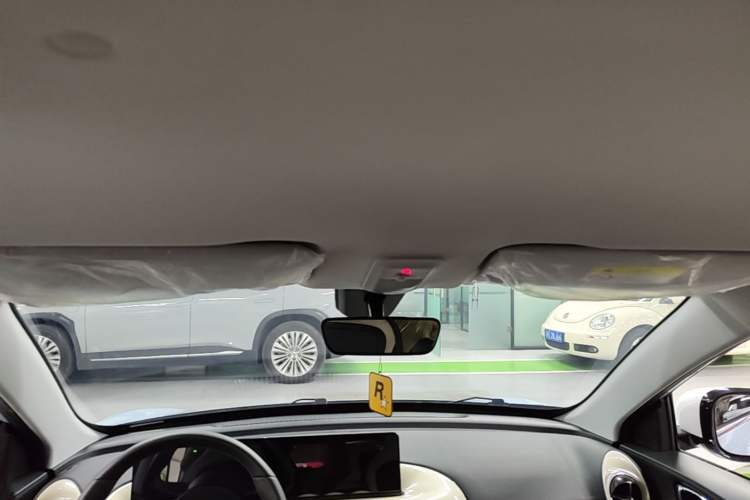 Used Wuling Bingo 2023 410 km Lingxi Deluxe Edition Headliner