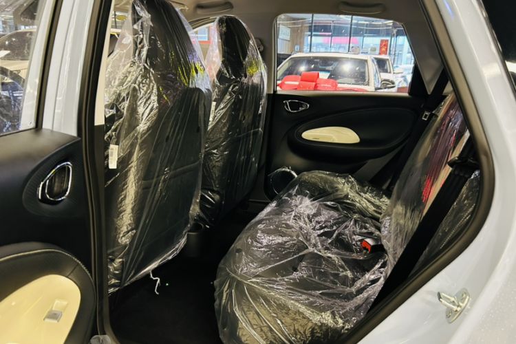 Used Wuling Bingo 2023 410 km Lingxi Deluxe Edition Interior 3