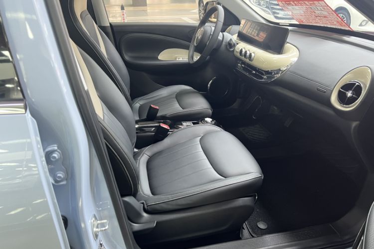 Used Wuling Bingo 2023 410 km Lingxi Deluxe Edition Interior 6