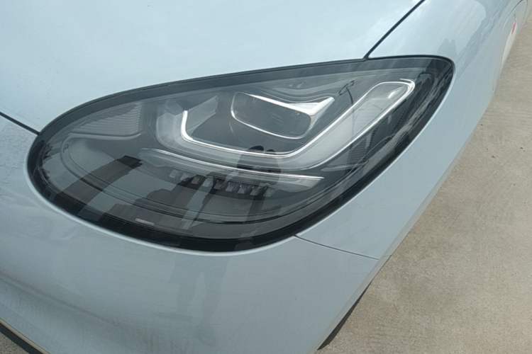 Used Wuling Bingo 2023 333 km Lingxi Connected+ Version Left Front Headlight