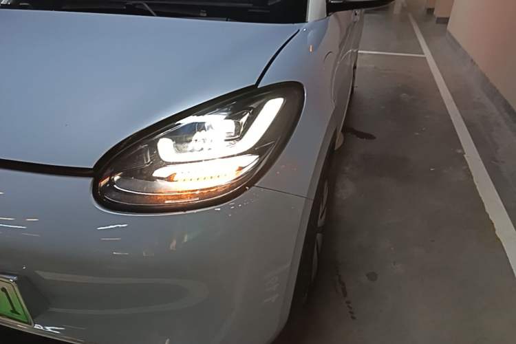 Used Wuling Bingo 2023 410 km Lingxi Deluxe Edition Left Front Headlight