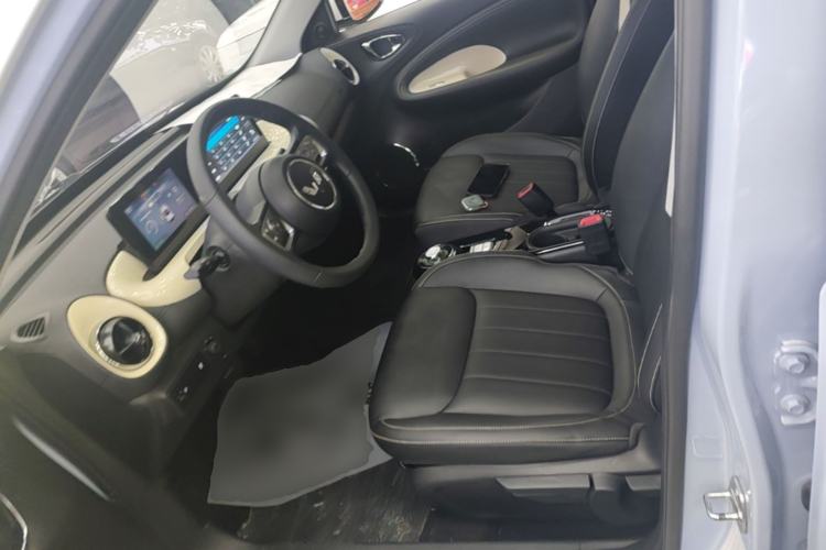 Used Wuling Bingo 2023 333km Enjoy+ Version Left Front Seat