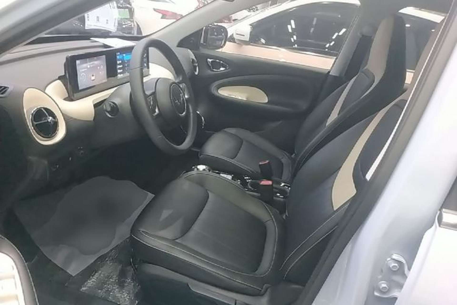 Used Wuling Bingo 2023 333km Enjoy+ Version Left Front Seat