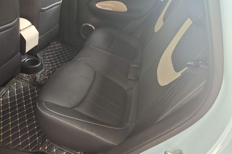 Used Wuling Bingo 2023 410 km Lingxi Deluxe Edition Left Rear Seat
