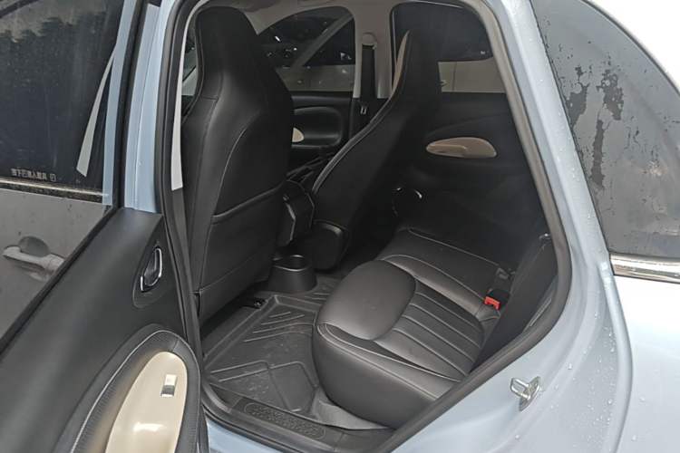 Used Wuling Bingo 2023 410 km Lingxi Deluxe Edition Left Rear Seat