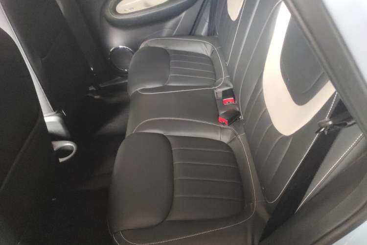 Used Wuling Bingo 2023 410 km Lingxi Deluxe Edition Left Rear Seat