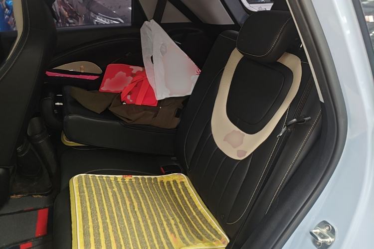 Used Wuling Bingo 2023 410 km Lingxi Deluxe Edition Left Rear Seat
